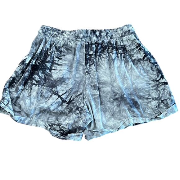 Royalty Gray Print Linen Blend Shorts Woman Size Small Tie Dye Cuffs Festival - Picture 2 of 8